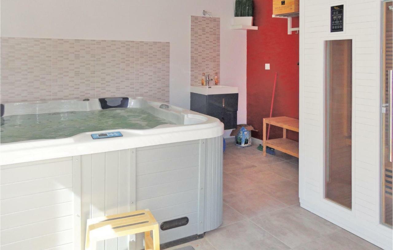 2 Bedroom Amazing Home In Narbona Zewnętrze zdjęcie